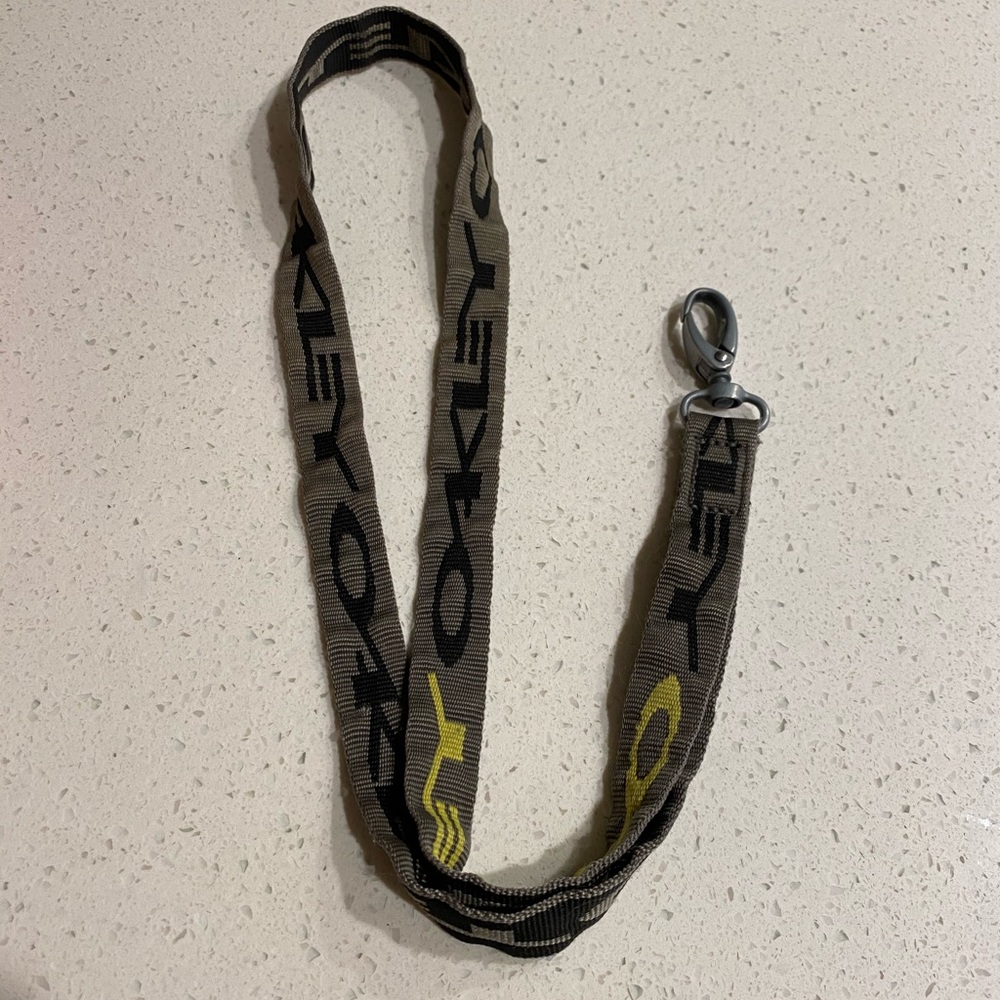 Oakley lanyard